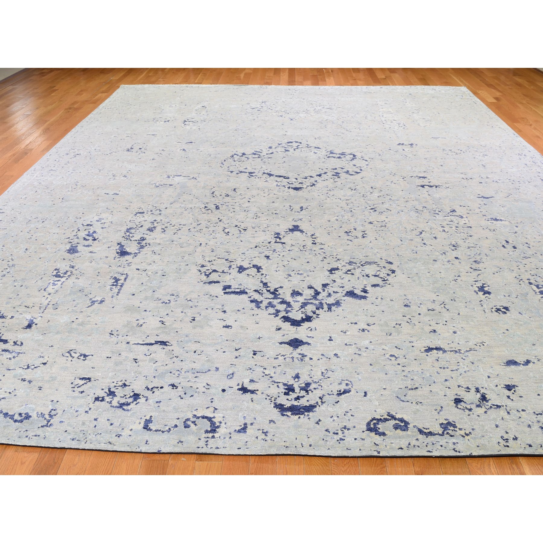 11'10"x14'10" Oversized Diminishing Cypress Tree With Medallion Design Silk With Wool Textured Hand Woven Oriental Rug 
