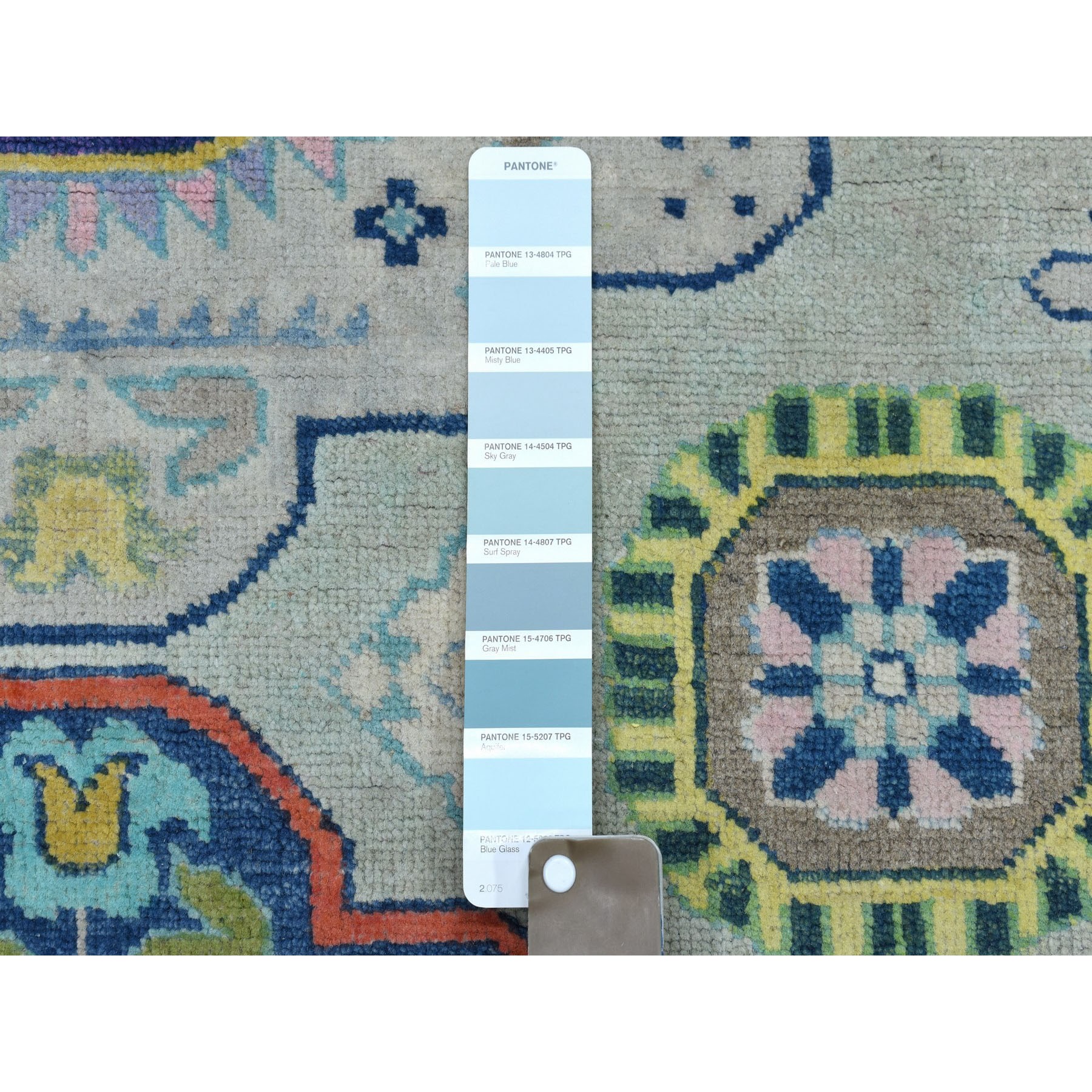 5'1"x6'6" Colorful Gray Fusion Kazak Pure Wool Geometric Design Hand Woven Oriental Rug 