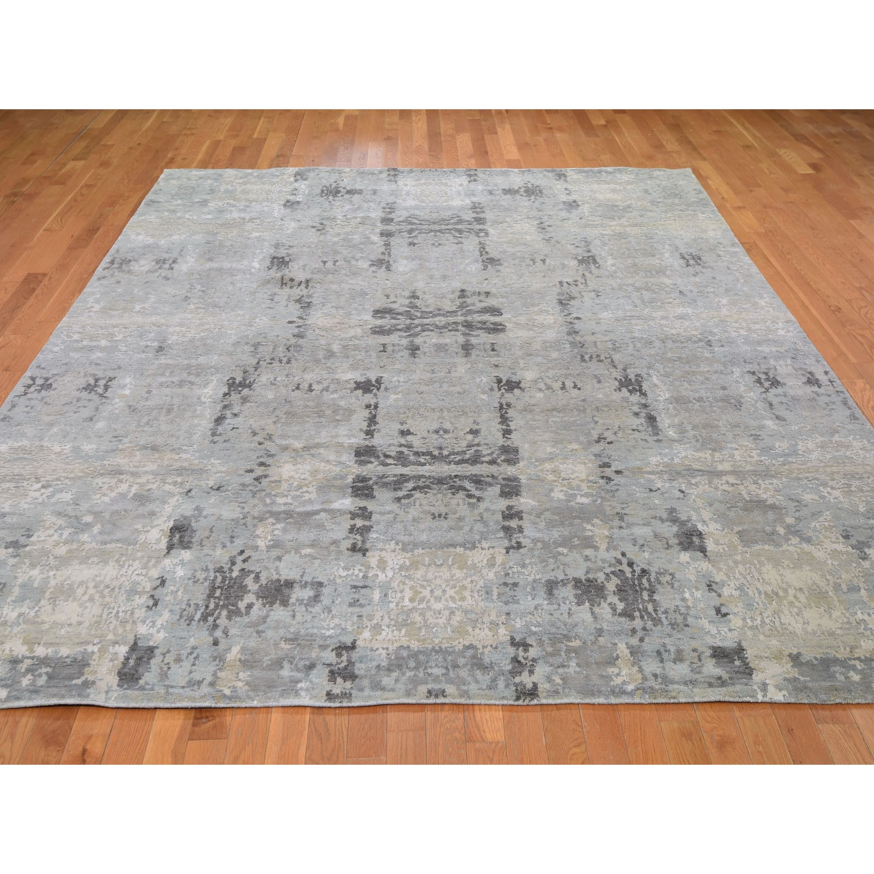 9'x11'9" Silver Abstract Design Hi-Lo Pile Wool And Silk Hand Woven Oriental Rug 