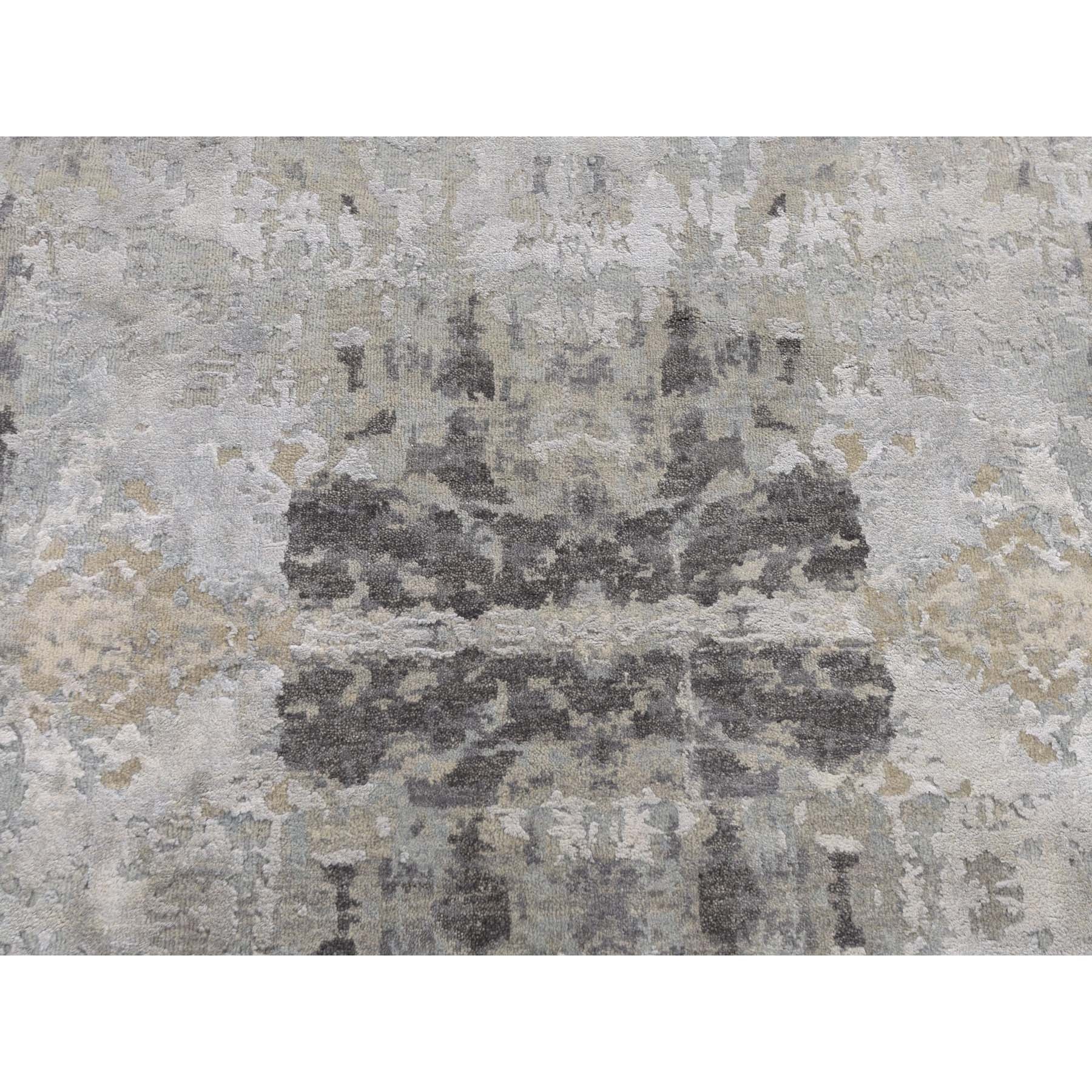 9'x11'9" Silver Abstract Design Hi-Lo Pile Wool And Silk Hand Woven Oriental Rug 