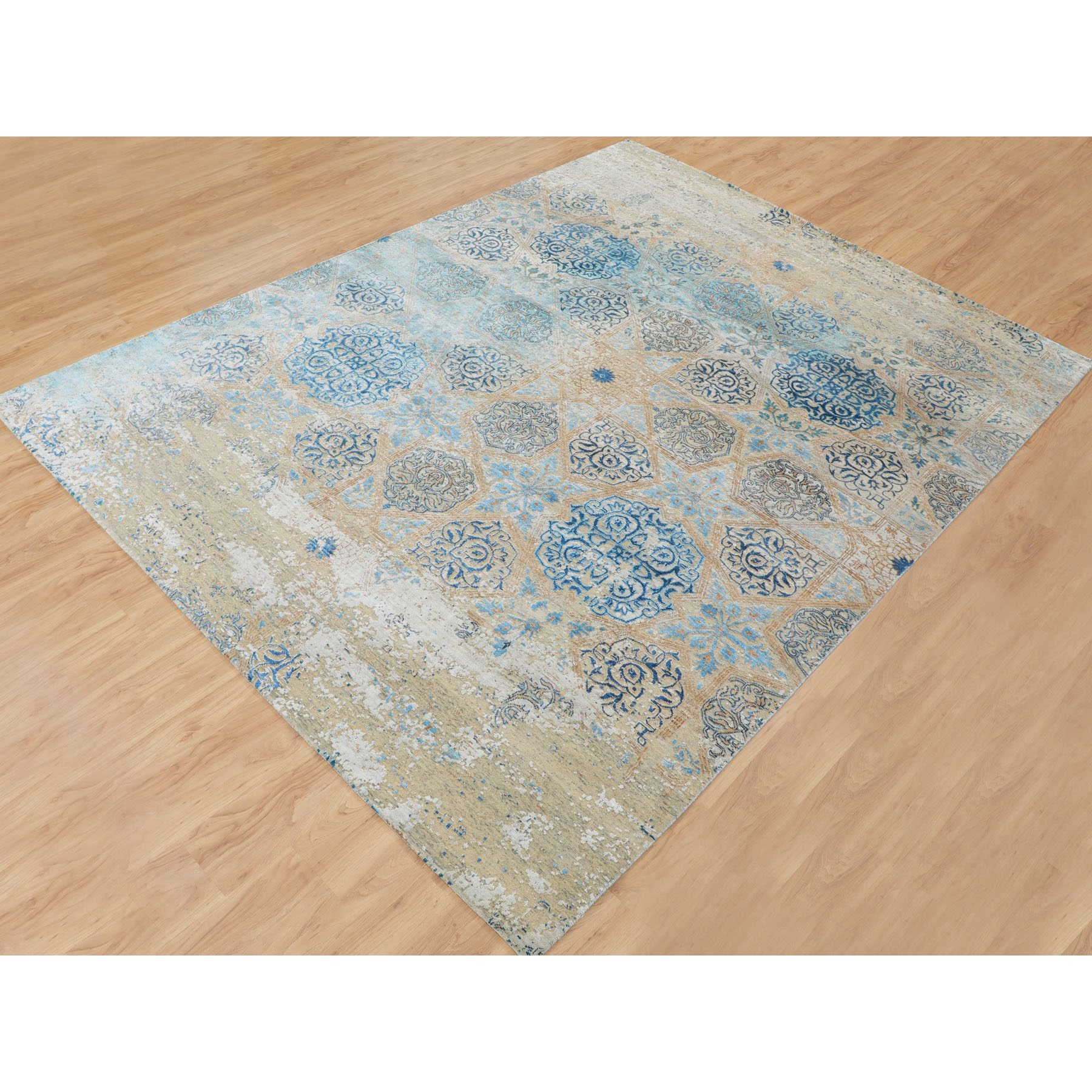 8'10"x12' Olive Gray With Touch Of Blue Snowflake Design Silk With Textured Wool Hand knotted Oriental Rug 