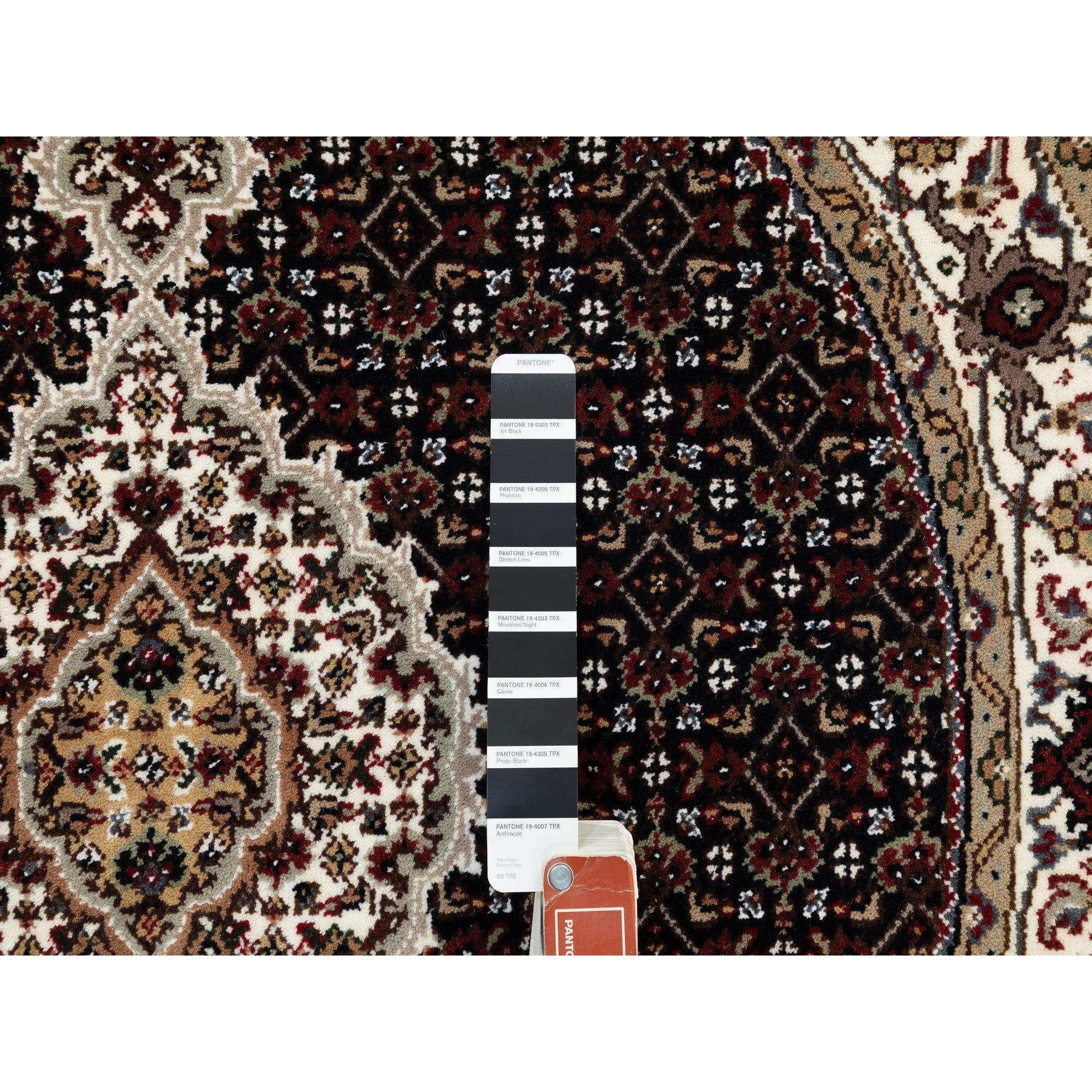 4'1"x4'1" Rich Black, 250 KPSI Wool and Silk Tabriz Mahi with Fish Medallion Design, Hand Woven, Round Oriental Rug 