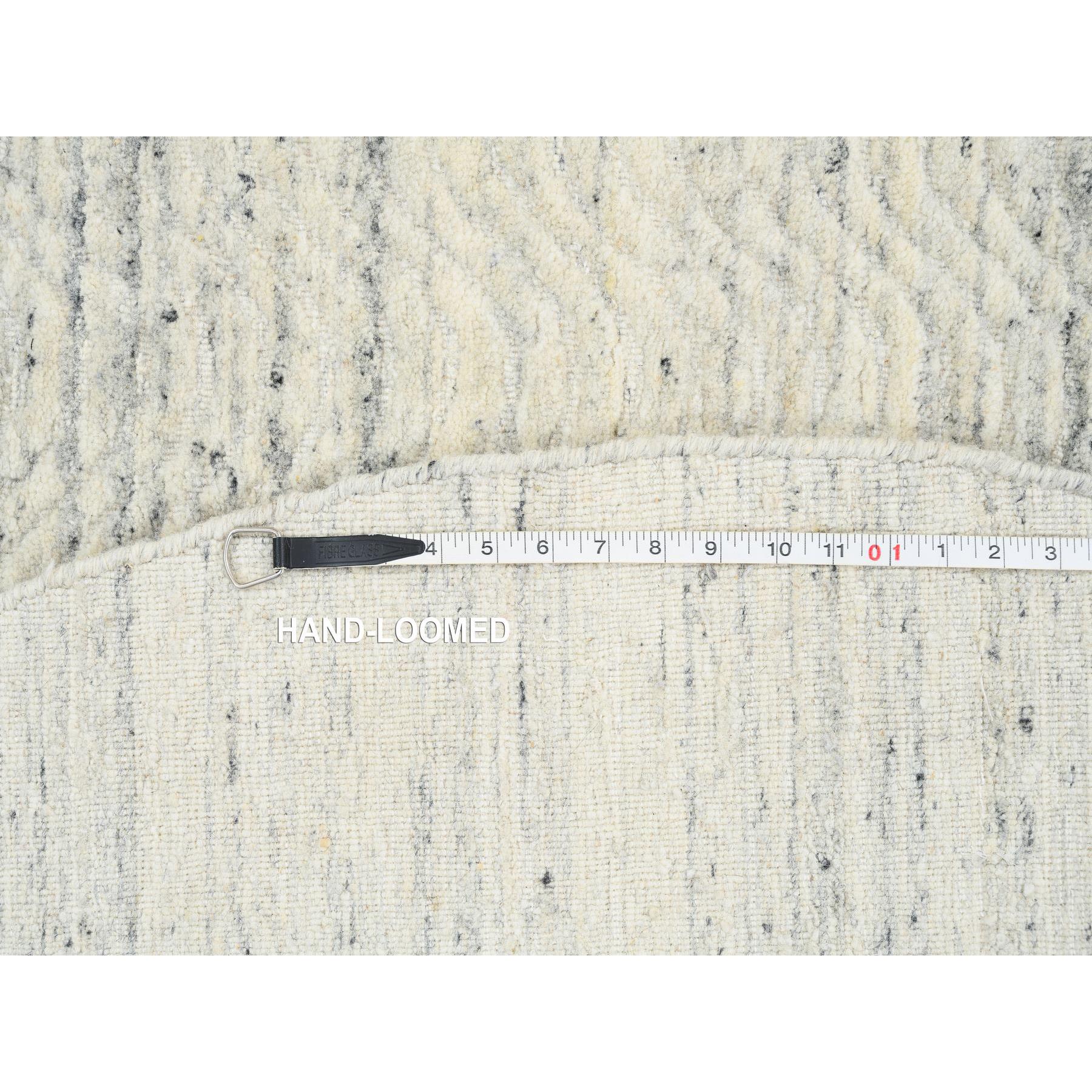 6'x6' Beige, Soft Wool Hand Loomed, Variegated Textured Modern Design, Round Oriental Rug 