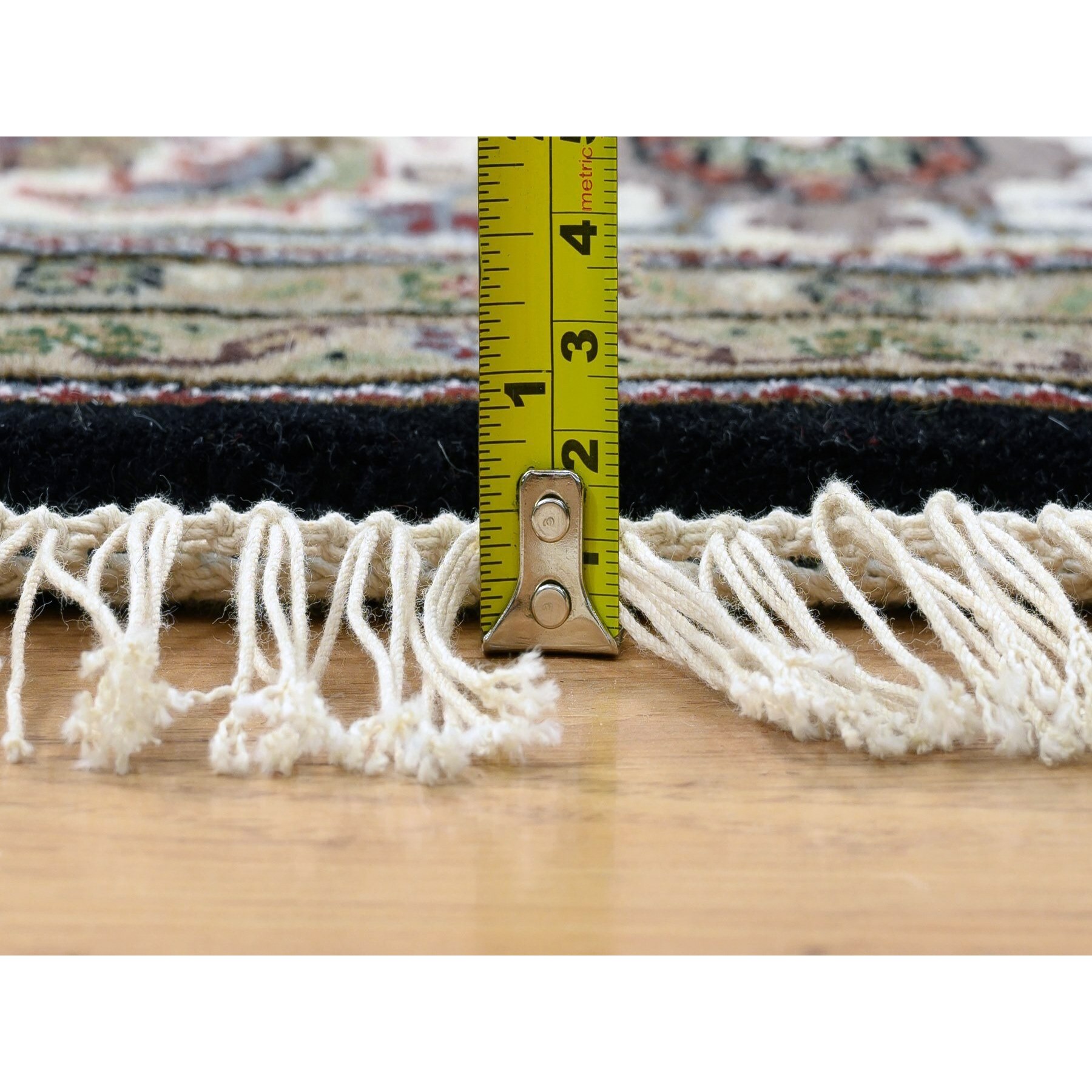 7'8"x7'8" Rich Black, Tabriz Mahi with Fish Medallion Design, 175 KPSI, 100% Wool, Hand Woven, Round Oriental Rug moa32525