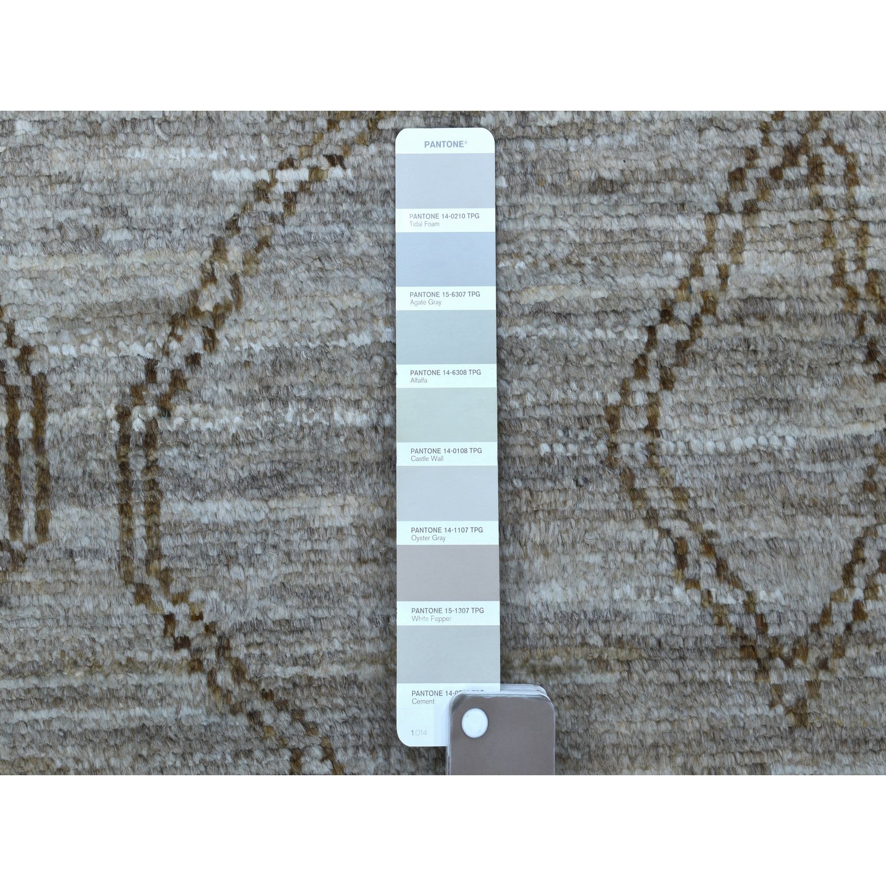 2'1"x5'7" Hand Woven Brown Moroccan Berber with Criss Cross Design Soft Organic Wool Oriental Runner Rug 