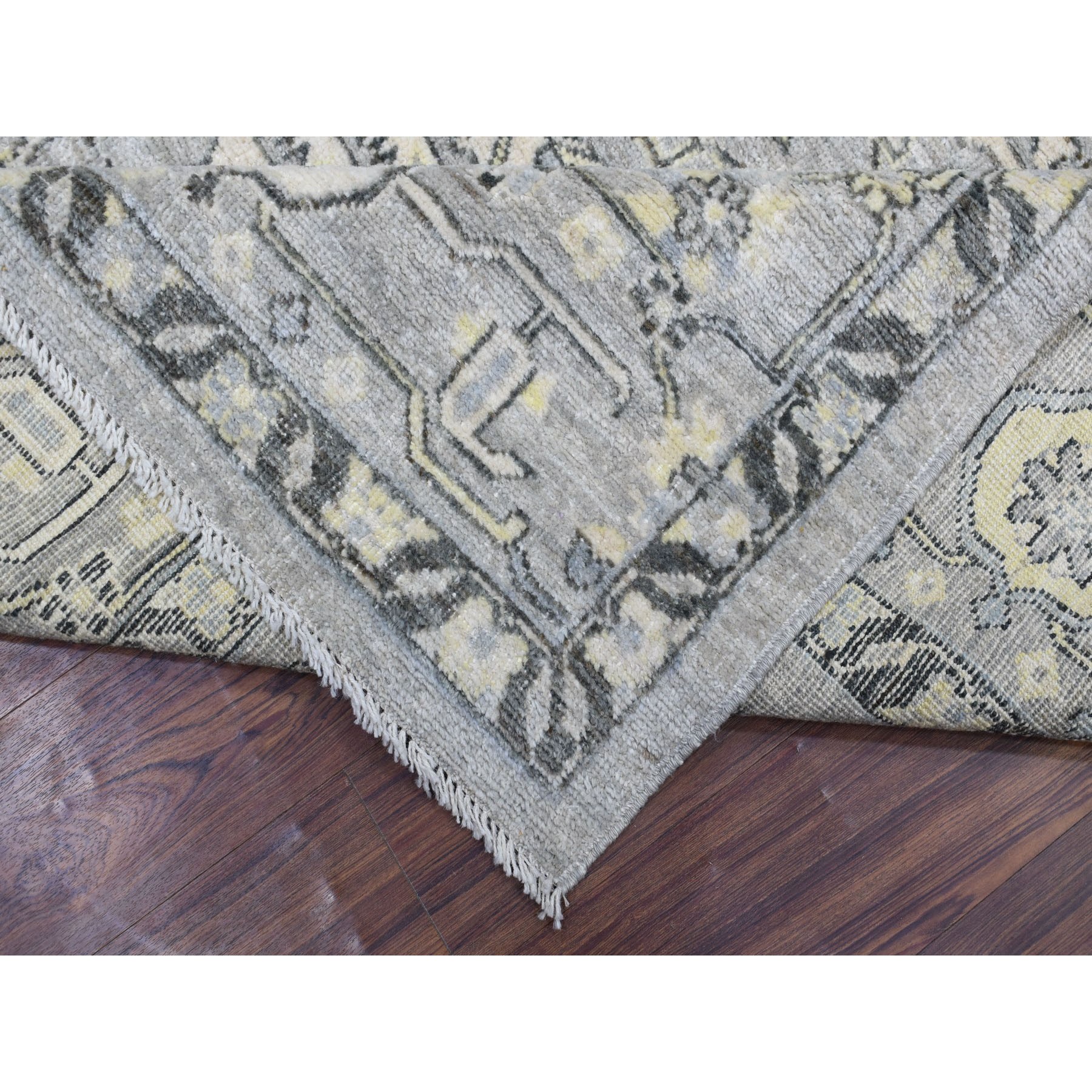 8'x9'9" Light Gray Angora Oushak with Tribal Design Extra Soft Wool Hand Woven Oriental Rug 