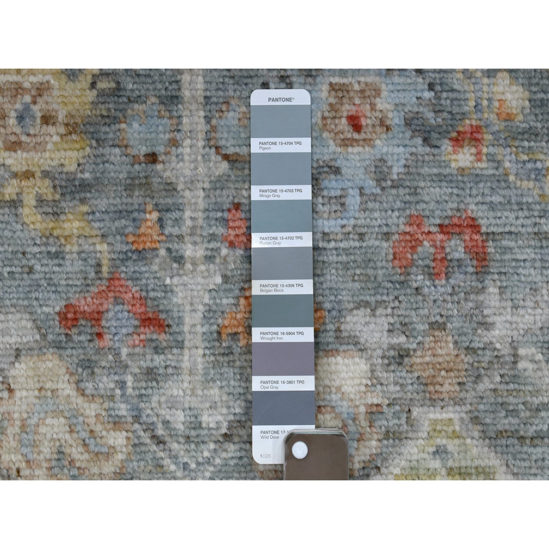6'2"x9'1" Gray Angora Ushak with Blend of Bold Colors Extremely Durable Hand Woven Oriental Rug 