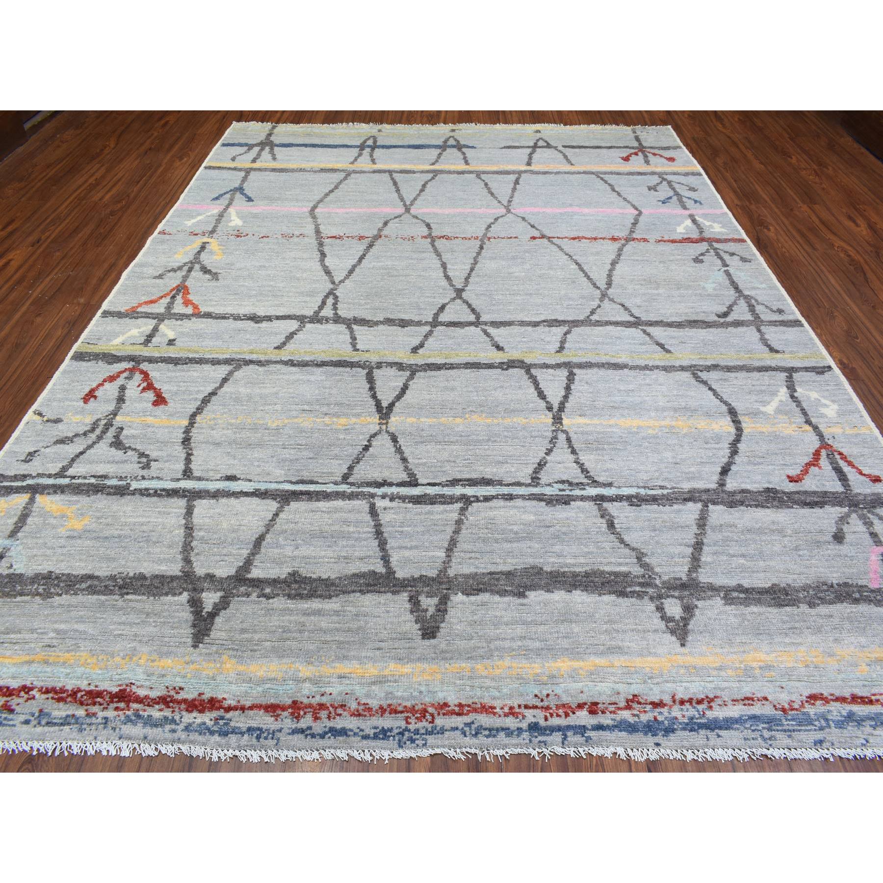 9'1"x11'10" Light Gray, Soft Organic Wool Hand Woven, Boujaad Moroccan Berber Design with Criss Cross Pattern Natural Dyes, Oriental Rug 