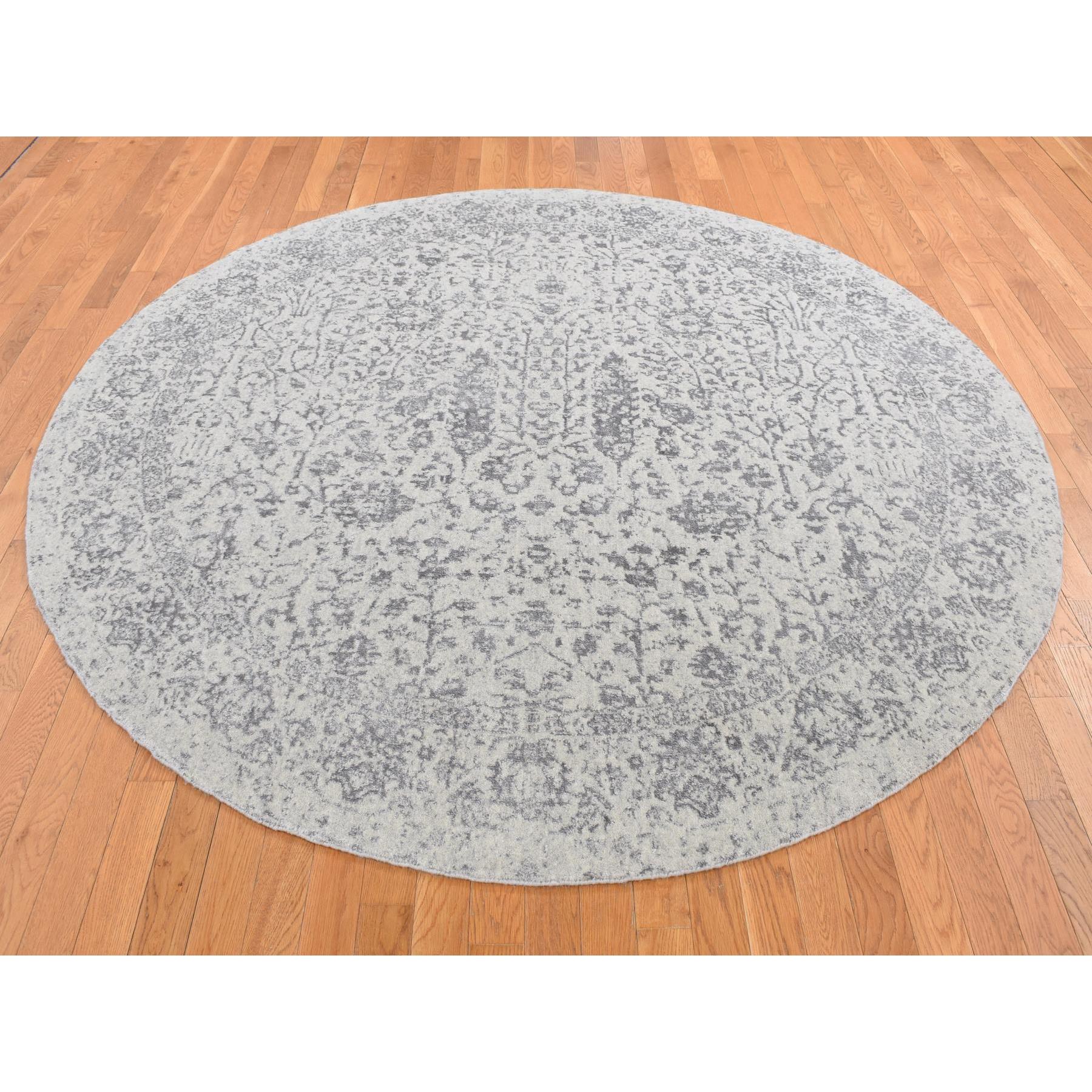 7'9"x7'9" Gainsboro Gray, Jacquard Hand Loomed, Broken Cypress Tree Design, Wool and Silk, Thick and Plush, Round Oriental Rug 