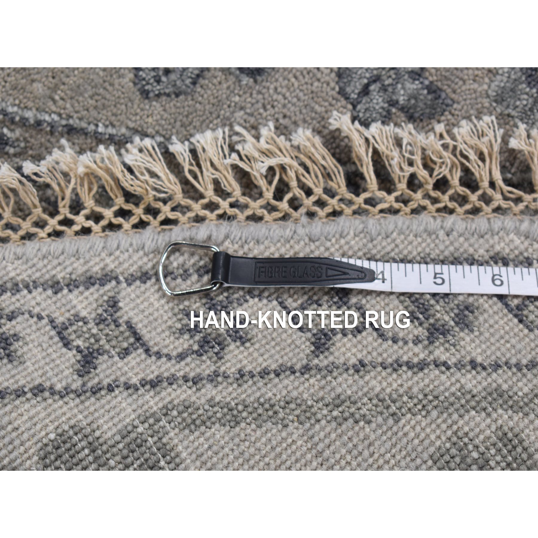 8'1"x8'1" Battleship Gray, Heriz Design, Wool and Silk, Hi-lo Pile, Hand Woven, Round Oriental Rug 